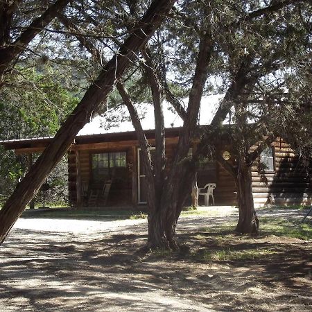 A Peace Of Heaven Cabins And Rv Vanderpool Esterno foto