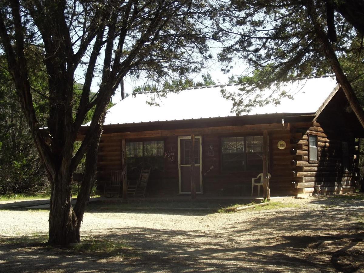 A Peace Of Heaven Cabins And Rv Vanderpool Esterno foto