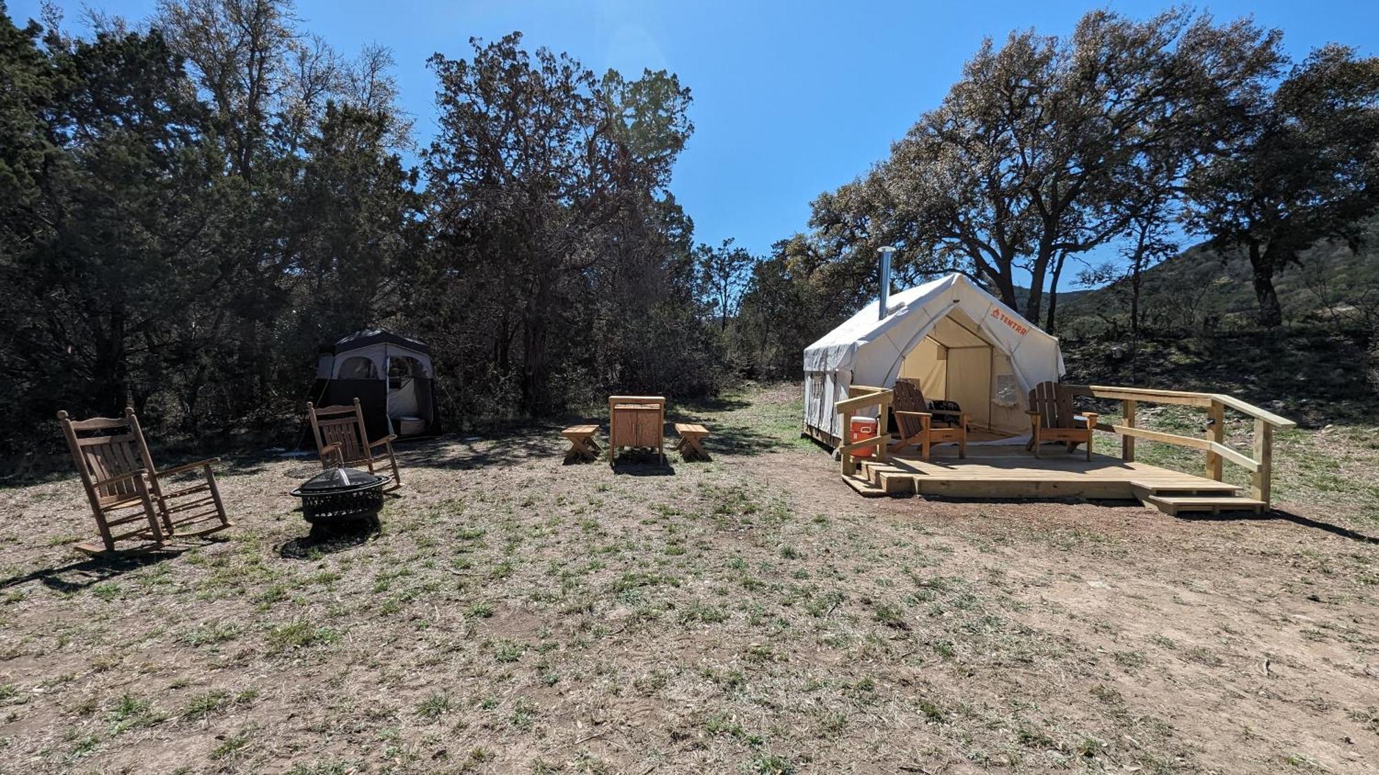 A Peace Of Heaven Cabins And Rv Vanderpool Esterno foto