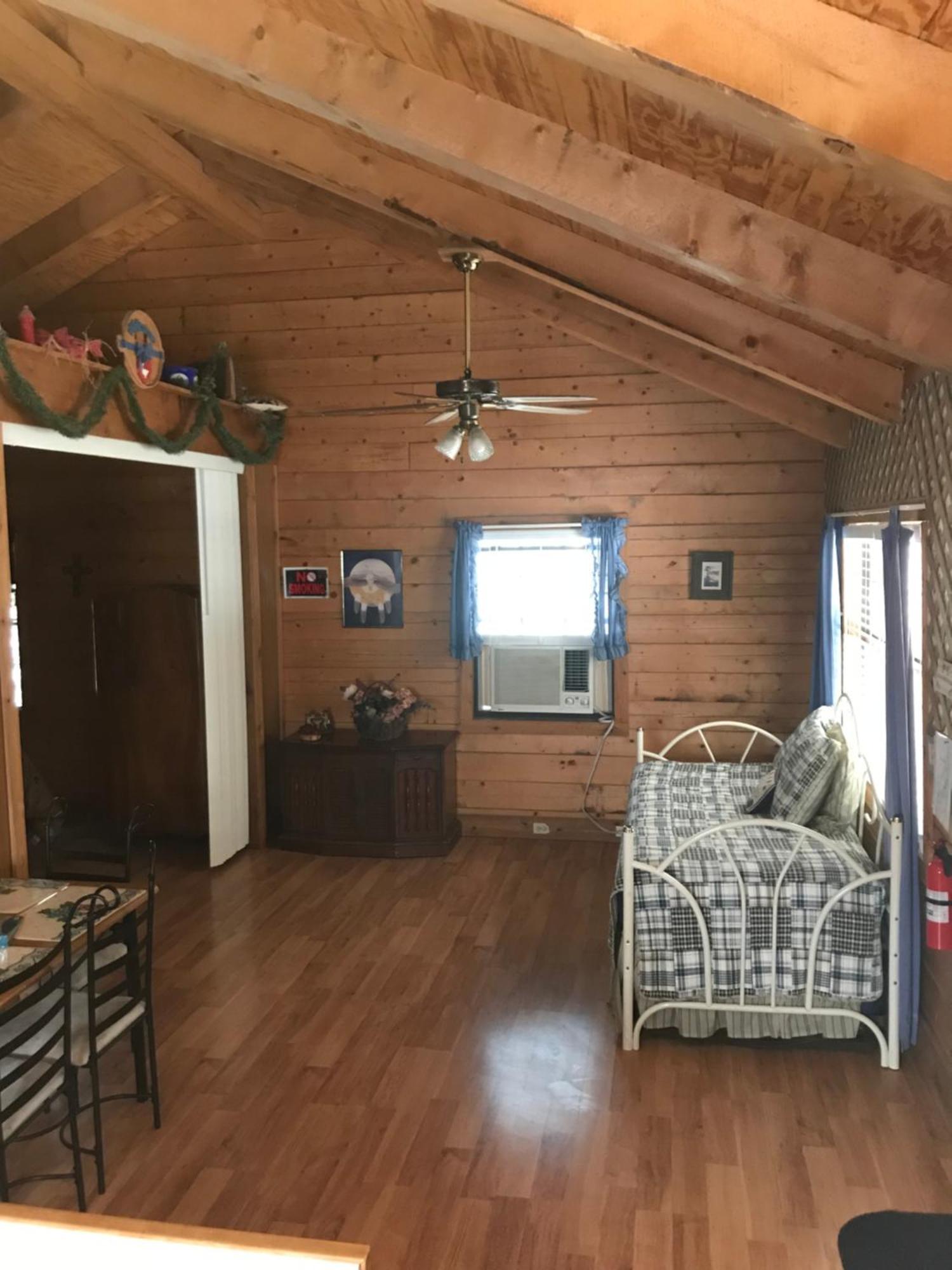 A Peace Of Heaven Cabins And Rv Vanderpool Esterno foto